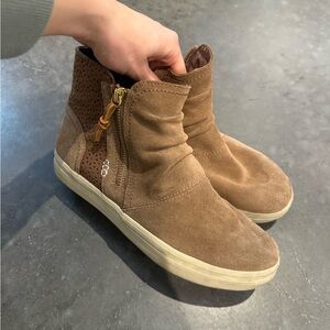 Sperry Brown Kids Shoes